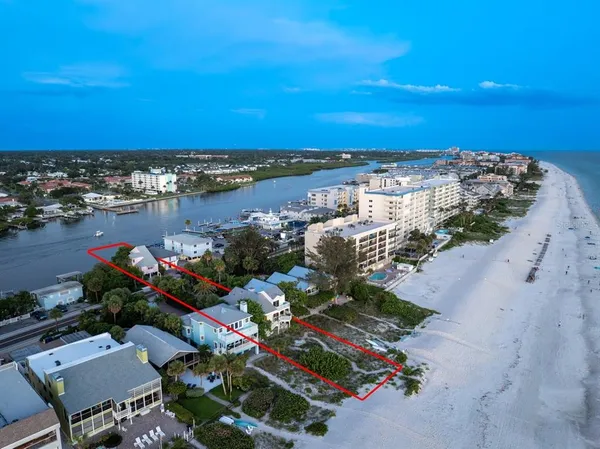 $6,700,000 | 20051 Gulf Boulevard, Indian Shores, FL 33785