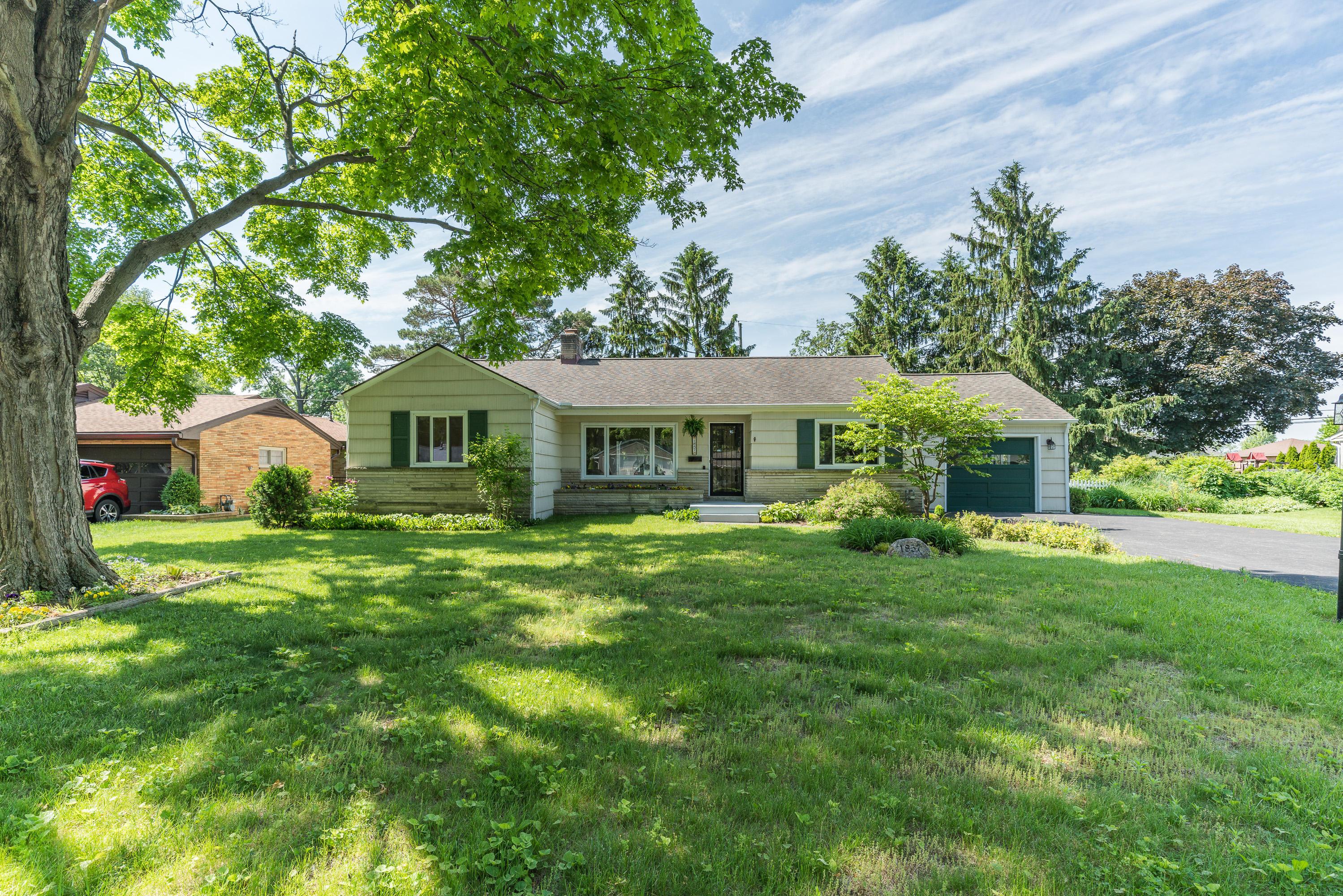 1857 Harwitch Road Columbus, OH 43221 - Photo 28 of 31