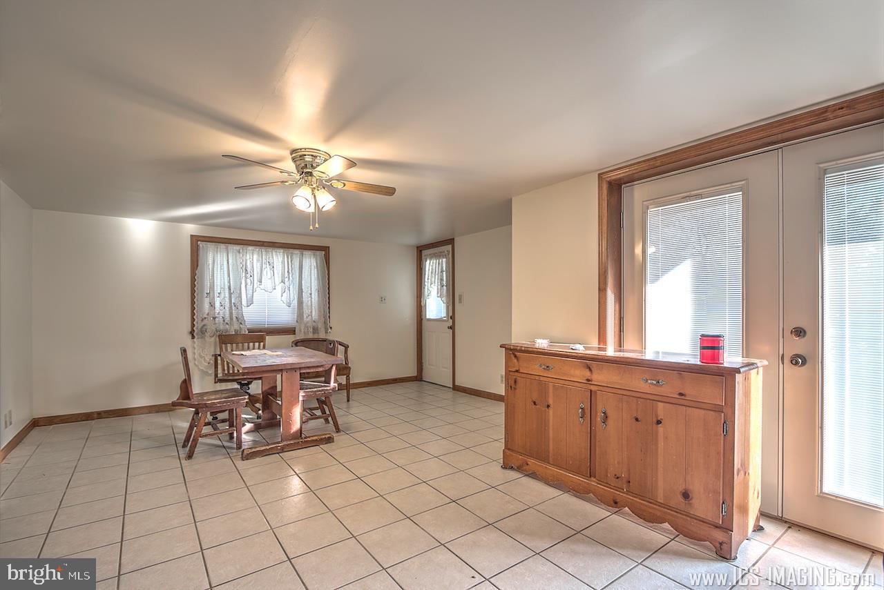 61 Greason Road Carlisle, PA 17015 - Photo 6 of 25 Gallery Image 6