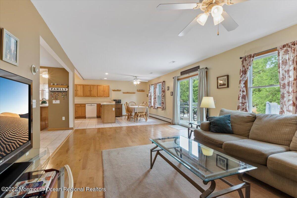 22 Commonwealth Avenue Red Bank, NJ 07701 - Photo 11 of 32 13-22 Commonwealth Ave, Red Bank, NJ-13