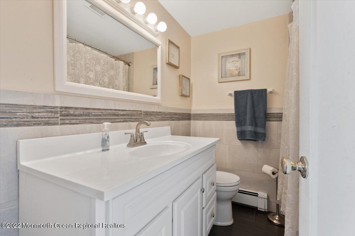 22 Commonwealth Avenue Red Bank, NJ 07701 - Photo 24 of 32 25-22 Commonwealth Ave, Red Bank, NJ-25