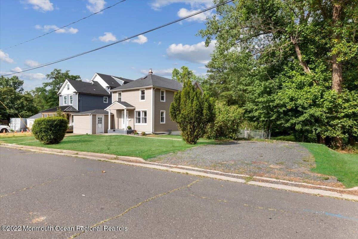 22 Commonwealth Avenue Red Bank, NJ 07701 - Photo 3 of 32 03-22 Commonwealth Ave, Red Bank, NJ-3