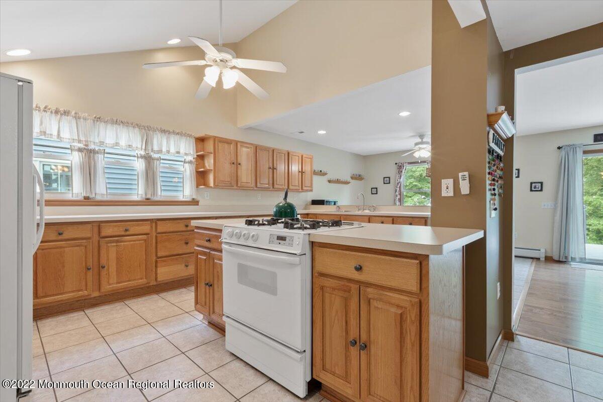 22 Commonwealth Avenue Red Bank, NJ 07701 - Photo 9 of 32 07-22 Commonwealth Ave, Red Bank, NJ-7