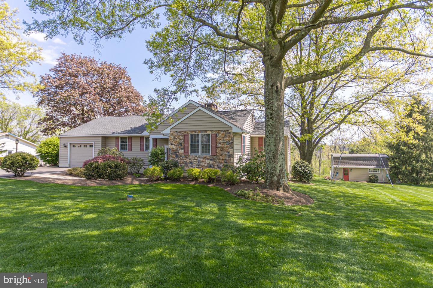 2041 West Rock Road Perkasie, PA 18944 - Photo 6 of 50