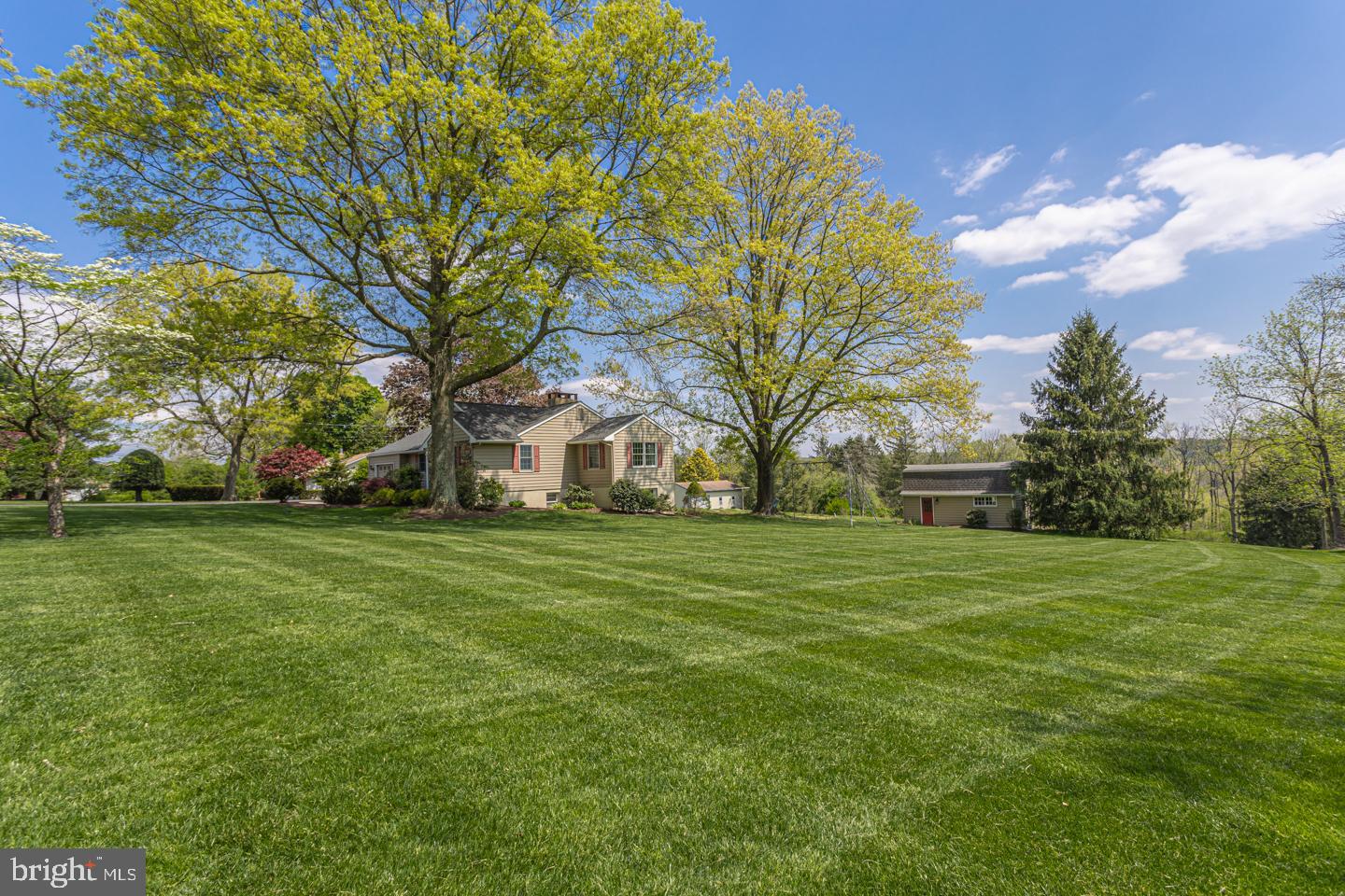 2041 West Rock Road Perkasie, PA 18944 - Photo 7 of 50