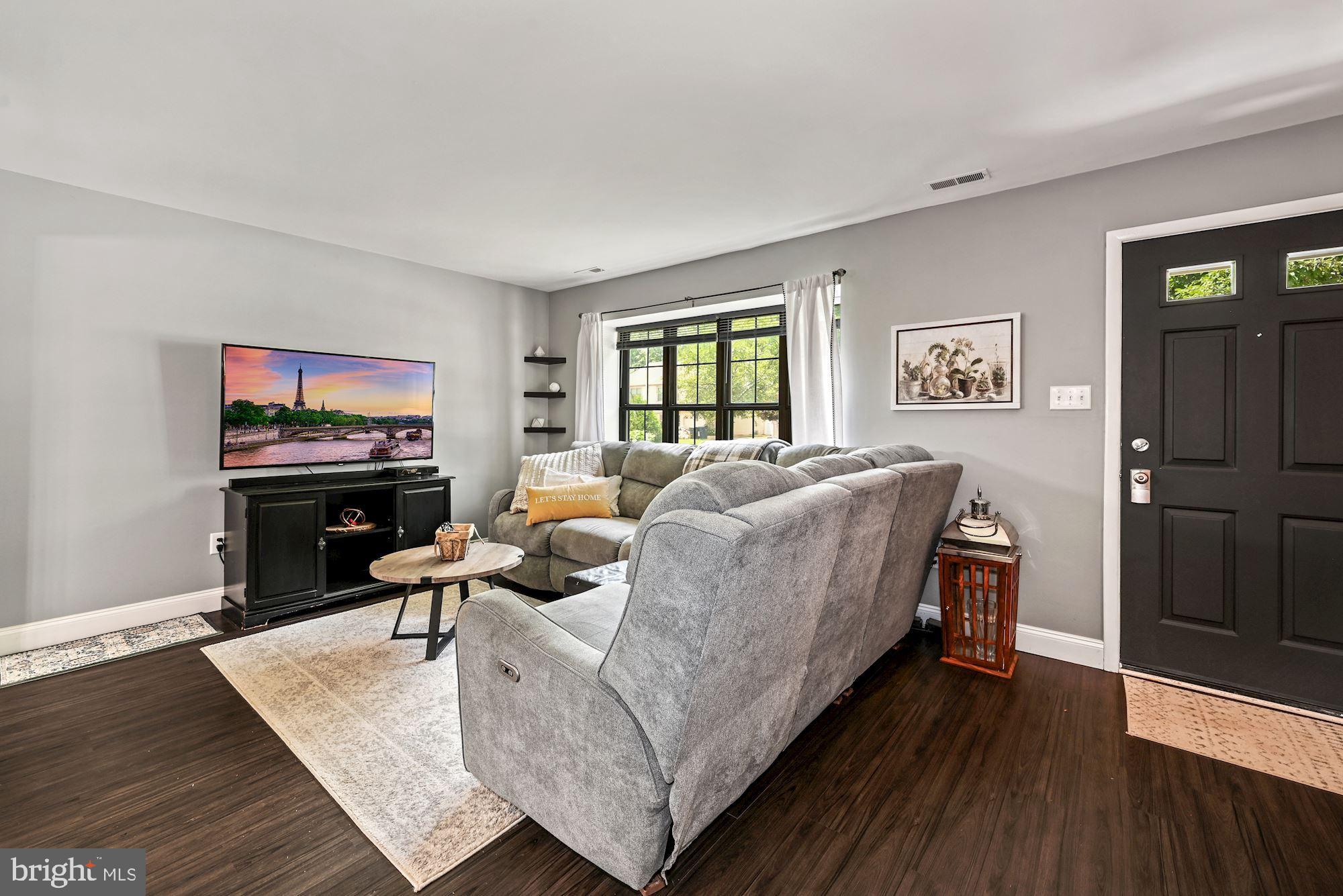 14 Christopher Road Voorhees, NJ 08043 - Photo 7 of 30