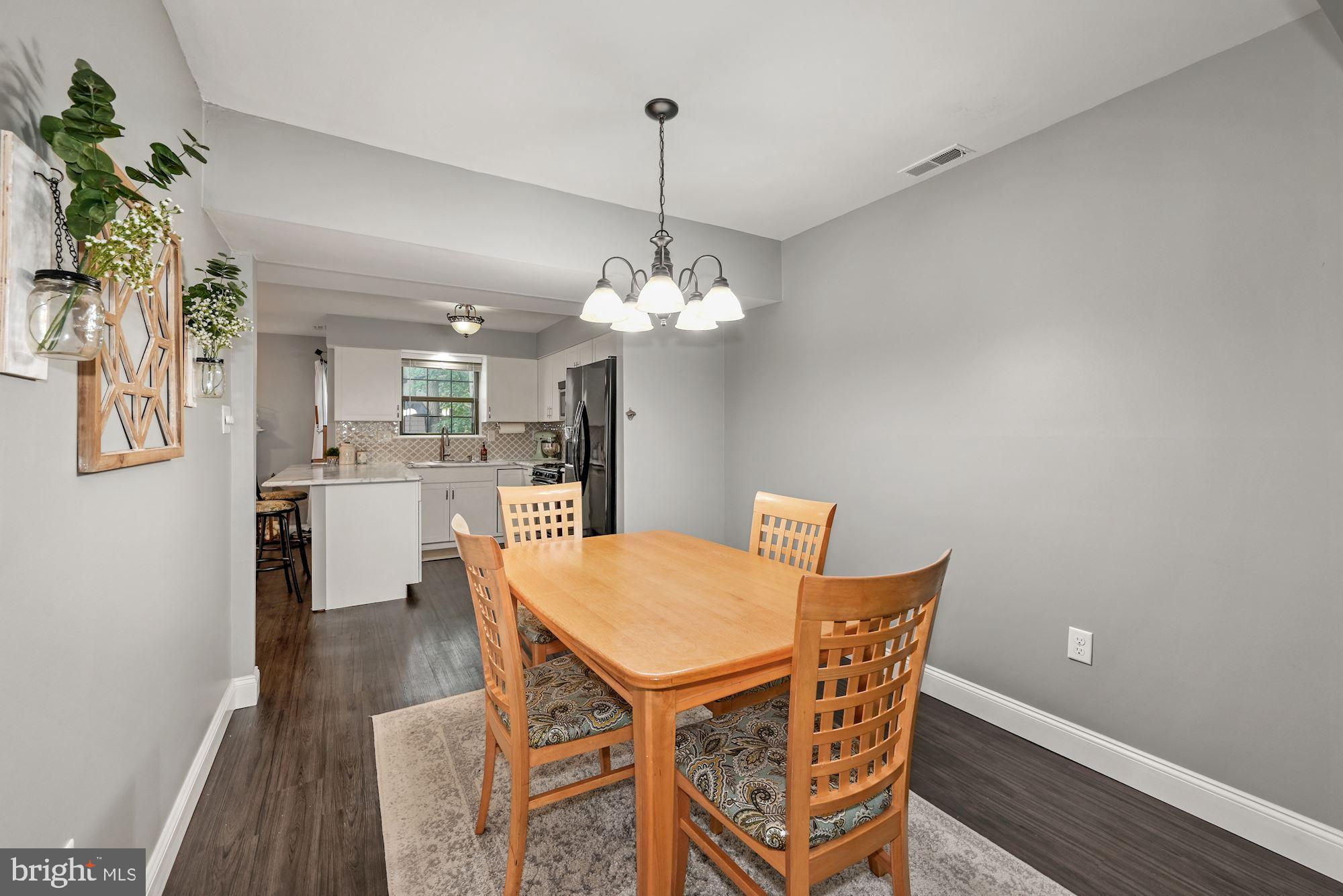 14 Christopher Road Voorhees, NJ 08043 - Photo 10 of 30