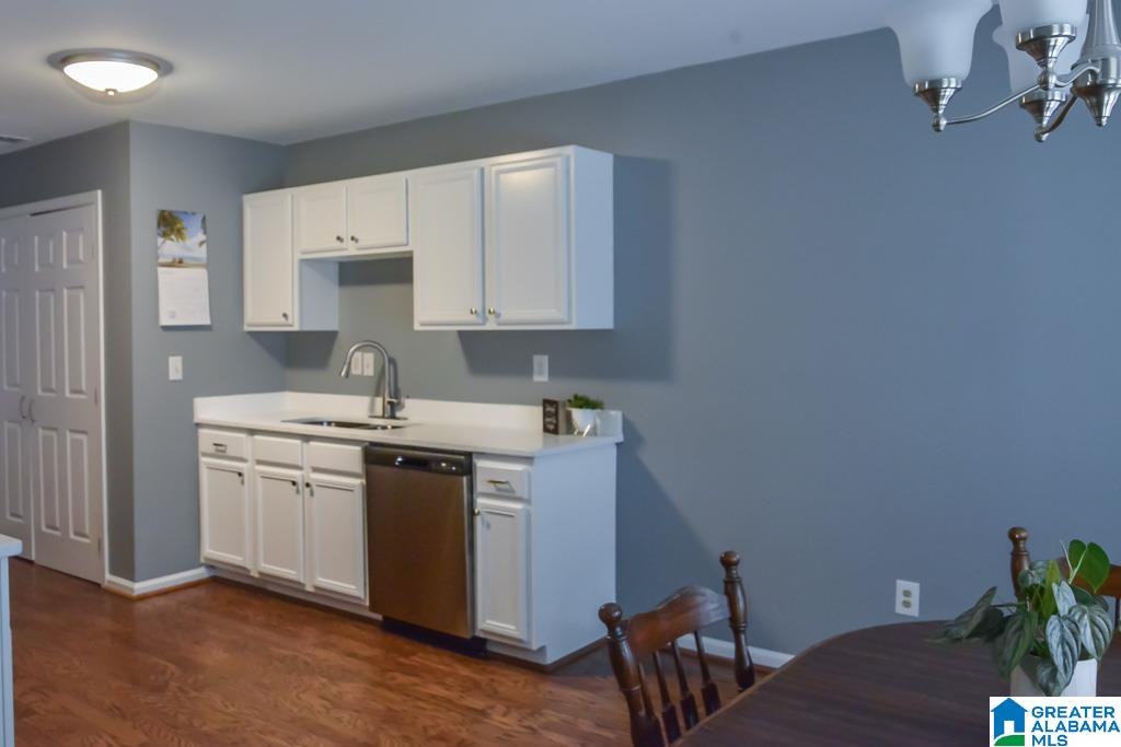 1073 Georgetown Lane Birmingham, AL 35217 - Photo 7 of 17