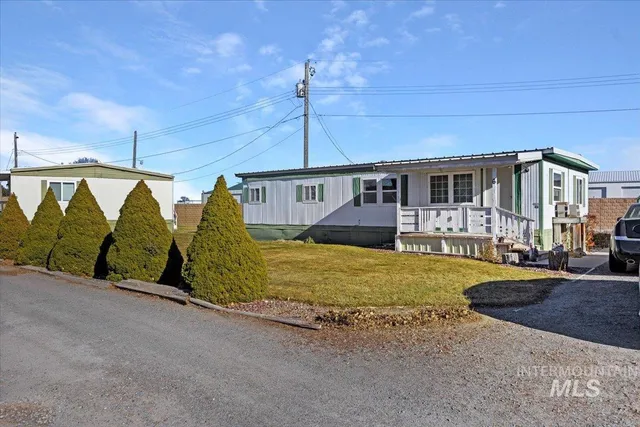 $950,000 | 152 Highway 30, Kimberly, ID 83341