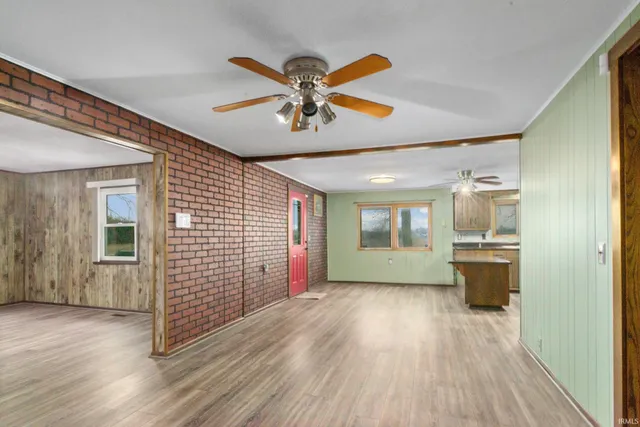 $275,000 | 10800 Highway 65, Cynthiana, IN 47612