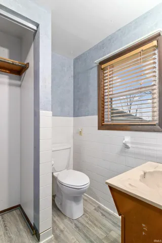 $275,000 | 10800 Highway 65, Cynthiana, IN 47612