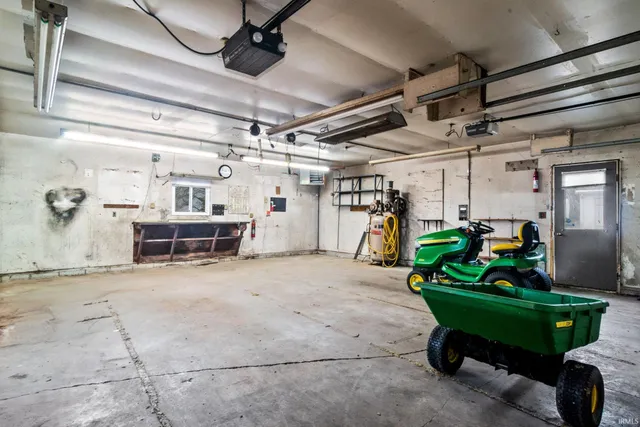 $275,000 | 10800 Highway 65, Cynthiana, IN 47612