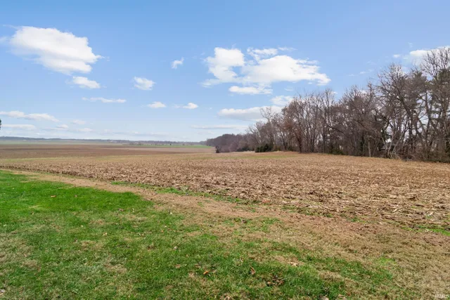 $275,000 | 10800 Highway 65, Cynthiana, IN 47612