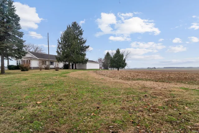 $275,000 | 10800 Highway 65, Cynthiana, IN 47612