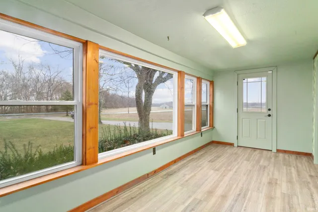 $275,000 | 10800 Highway 65, Cynthiana, IN 47612