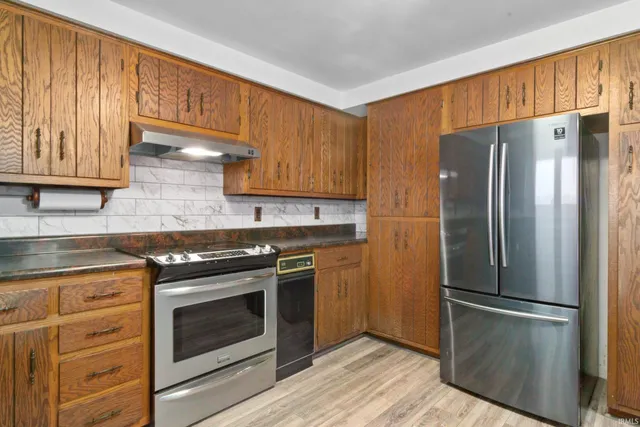 $275,000 | 10800 Highway 65, Cynthiana, IN 47612