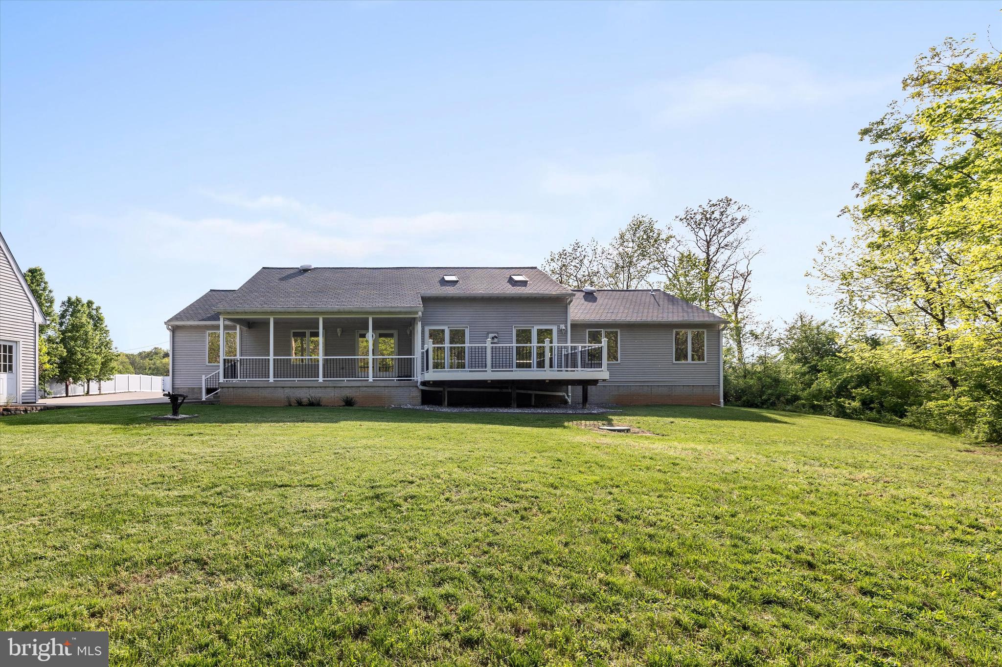 76 Gruber Road Kearneysville, WV 25430 - Photo 29 of 35 Gallery Image 29