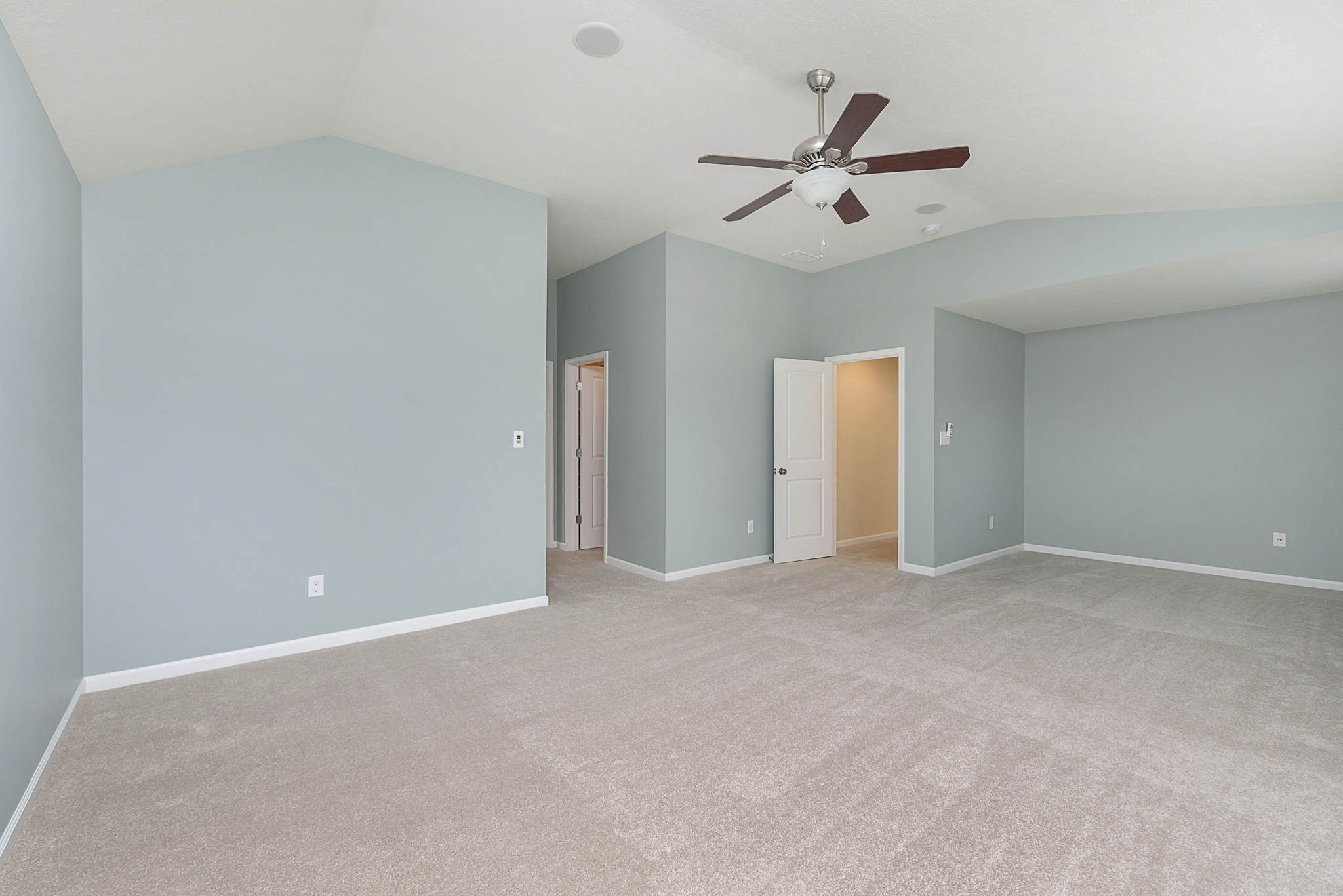 10287 Strongbow Road Fishers, IN 46040 - Photo 25 of 43 Gallery Image 25