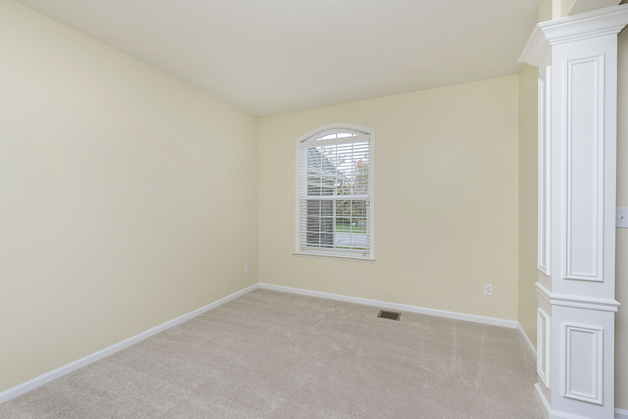 10287 Strongbow Road Fishers, IN 46040 - Photo 8 of 43 Gallery Image 8
