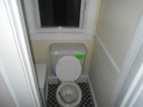 7 Neptune Avenue West Springfield, MA 01089 - Photo 12 of 27