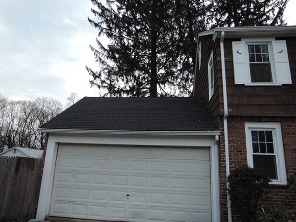 7 Neptune Avenue West Springfield, MA 01089 - Photo 2 of 27