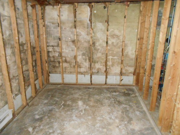 7 Neptune Avenue West Springfield, MA 01089 - Photo 22 of 27