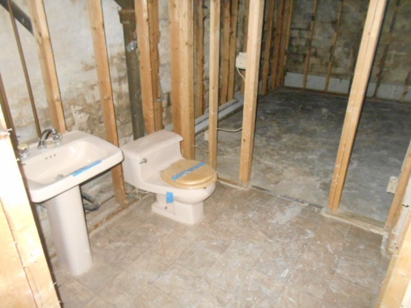 7 Neptune Avenue West Springfield, MA 01089 - Photo 23 of 27