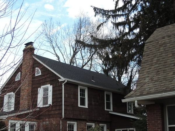 7 Neptune Avenue West Springfield, MA 01089 - Photo 4 of 27