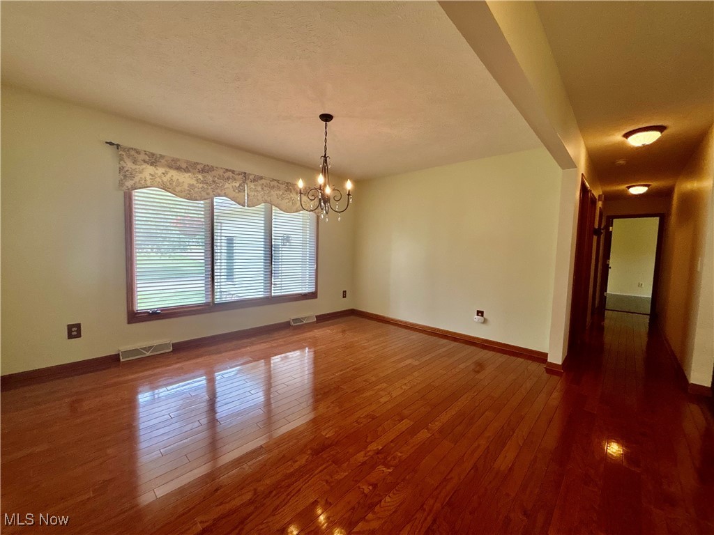 29123 Ridge Road Wickliffe, OH 44092 - Photo 13 of 39 Gallery Image 13