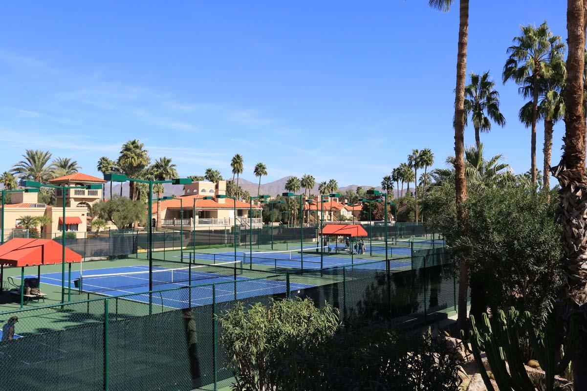 a view of yard from balcony