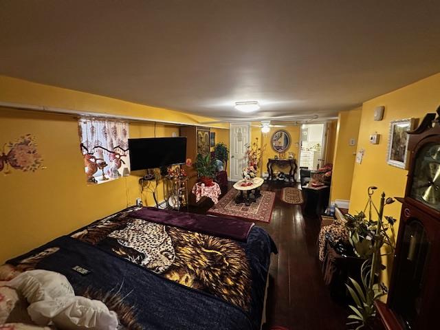 2335 Hermany Avenue Bronx, NY 10473 - Photo 20 of 23 a view of a living room and dining room