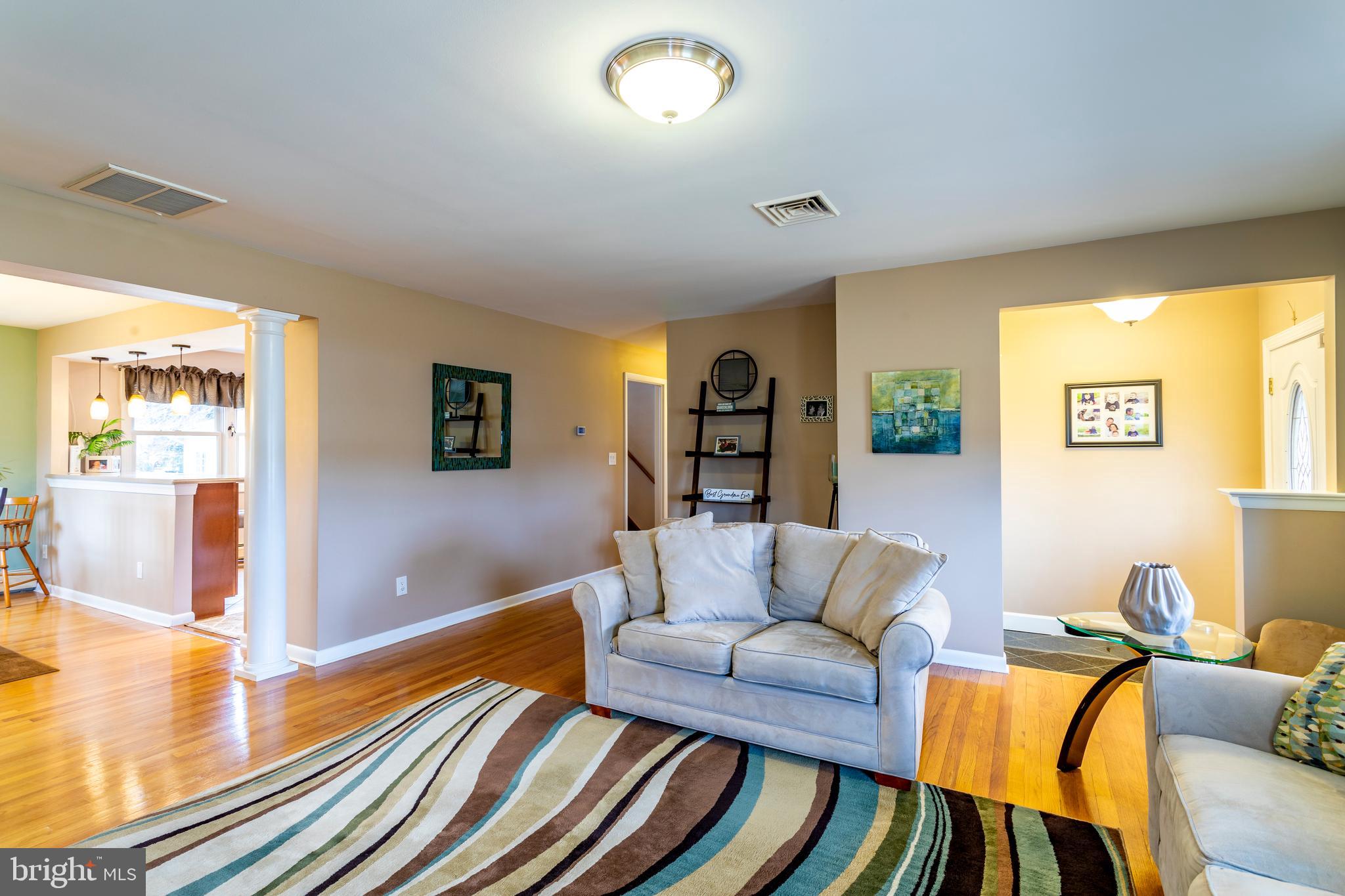 622 West Washington Street Riverside, NJ 08075 - Photo 10 of 46