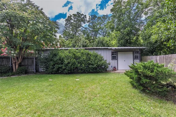 $330,000 | 1302 Culver Street, Commerce, TX 75428