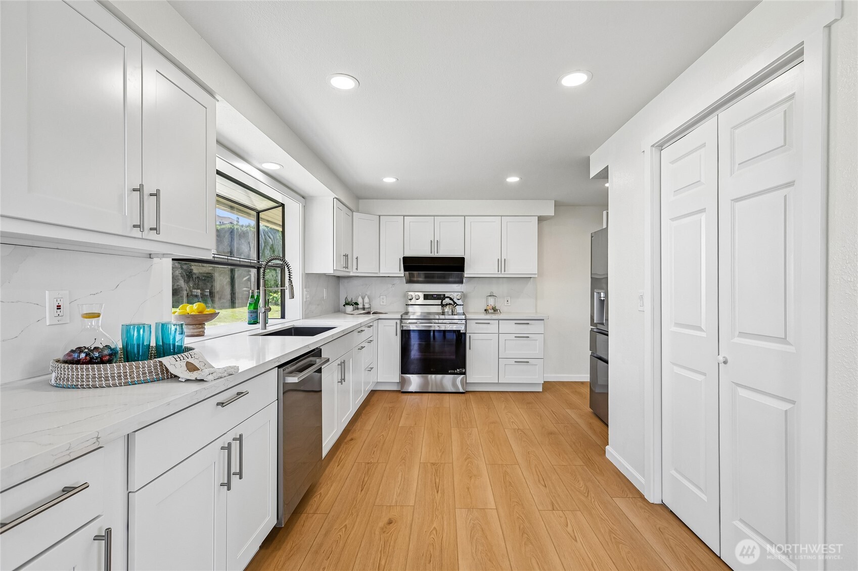 5925 94th Street Southwest Mukilteo, WA 98275 - Photo 12 of 40