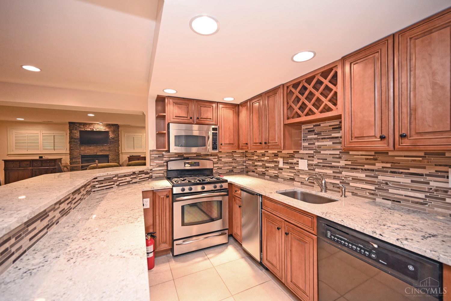 8847 Montgomery Road Cincinnati, OH 45236 - Photo 42 of 61 Gallery Image 42