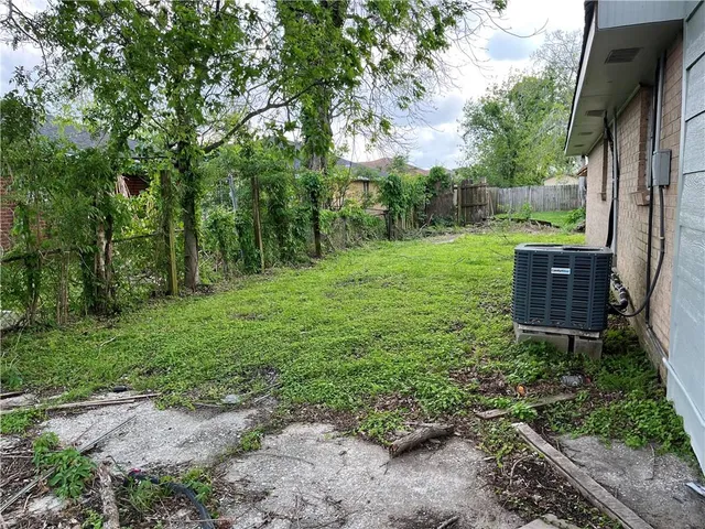 $1,600 | 8542 Dinkins Street, New Orleans, LA 70127