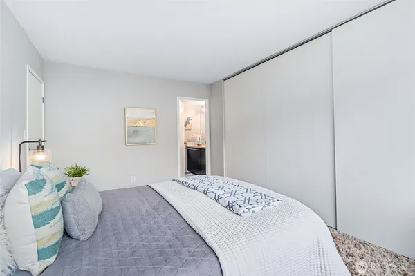 $535,000 | 1120 8th Avenue, Unit 904, Seattle, WA 98101