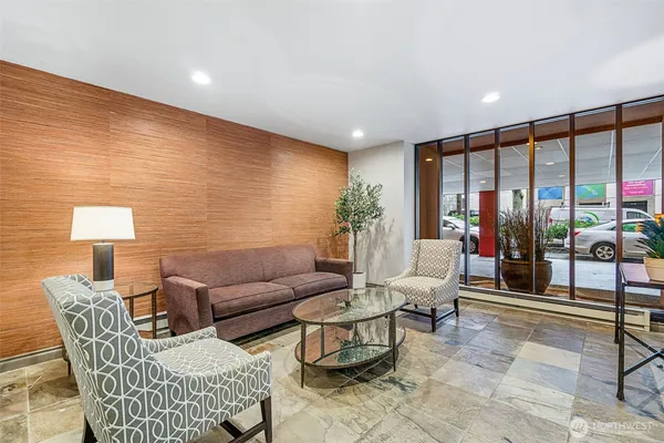 $535,000 | 1120 8th Avenue, Unit 904, Seattle, WA 98101