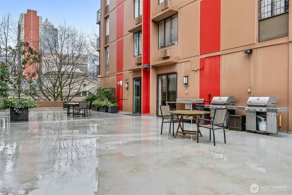 $535,000 | 1120 8th Avenue, Unit 904, Seattle, WA 98101