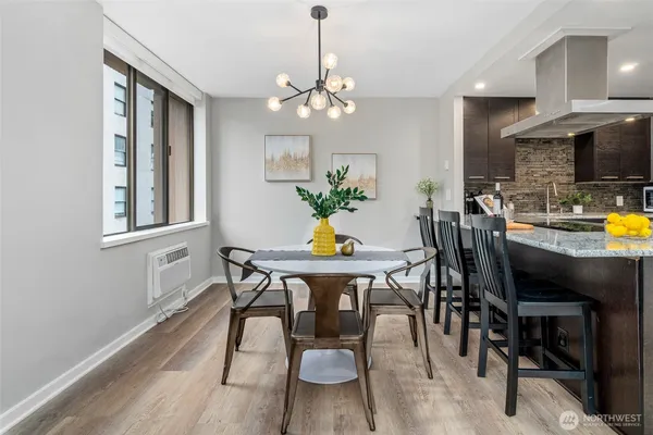 $535,000 | 1120 8th Avenue, Unit 904, Seattle, WA 98101