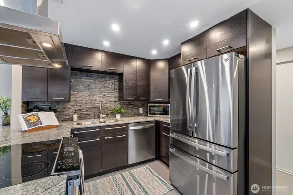 $535,000 | 1120 8th Avenue, Unit 904, Seattle, WA 98101