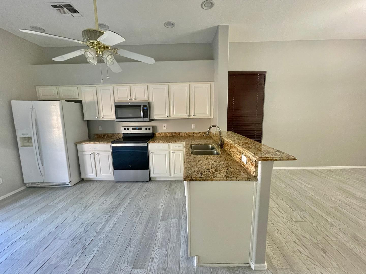 686 West Del Rio Street Gilbert, AZ 85233 - Photo 13 of 28 Photo #13