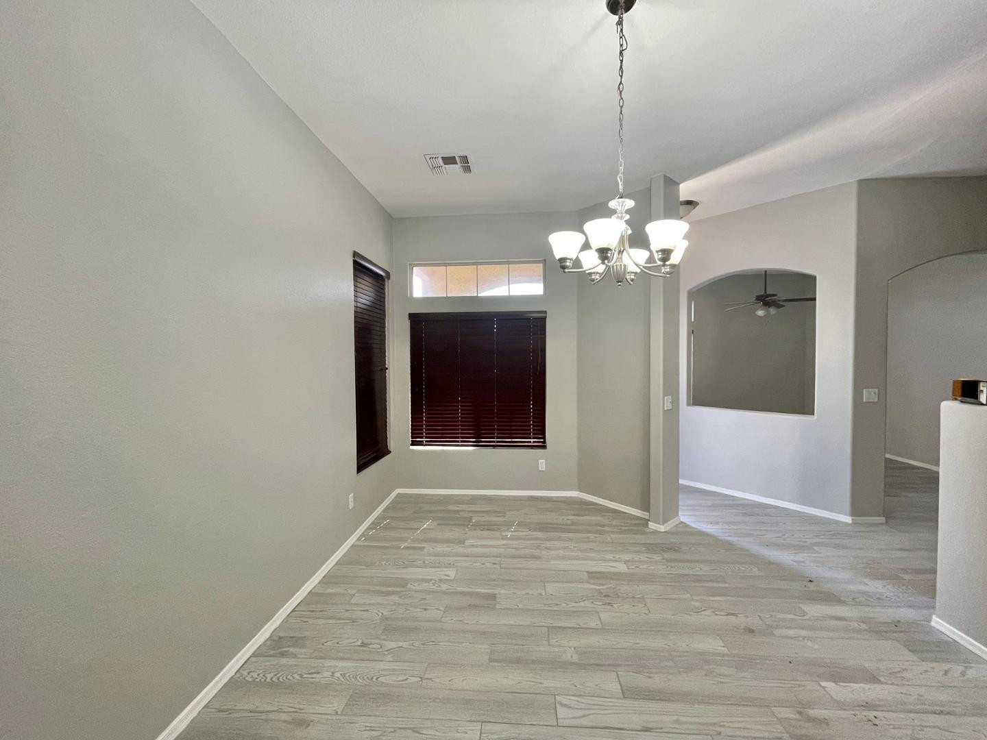 686 West Del Rio Street Gilbert, AZ 85233 - Photo 5 of 28 Photo #5