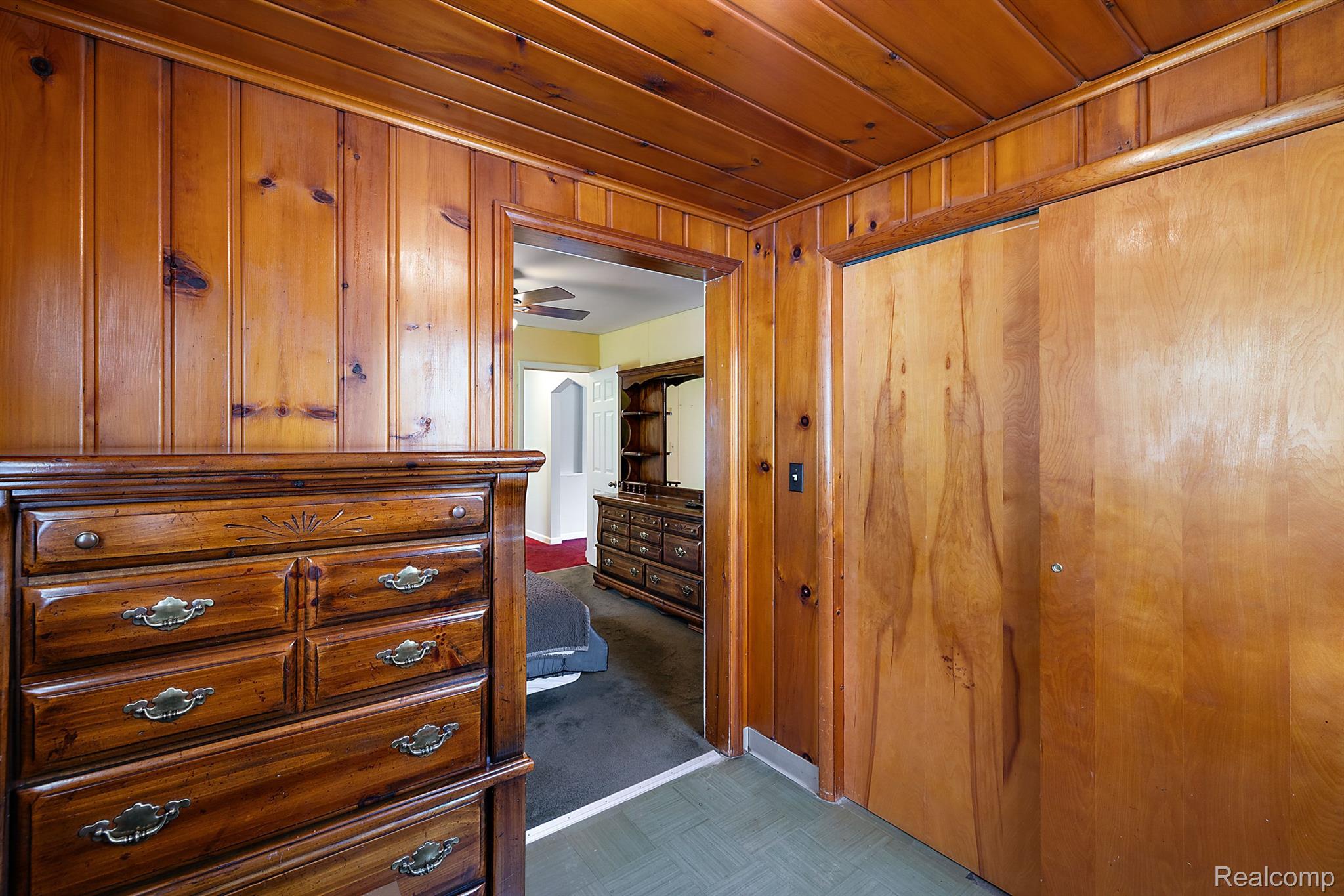 33326 Willow Road New Boston, MI 48164 - Photo 16 of 54 Gallery Image 16
