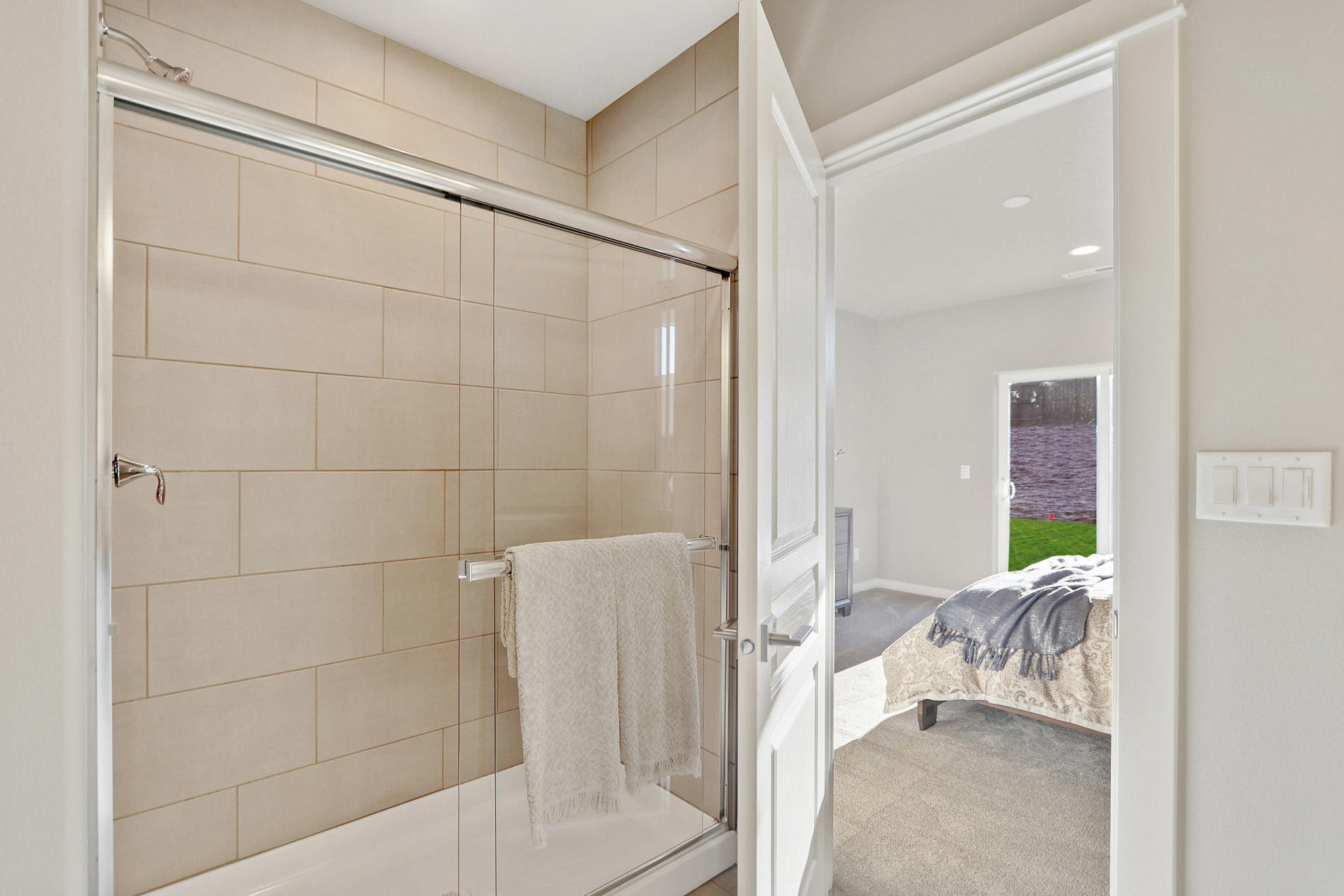 538 McKinney Ranch Road Sisters, OR 97759 - Photo 11 of 19 Hudson - Master Bathroom 2