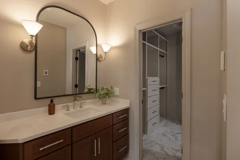 $1,981,585 | 29 Washington Park, Nashville, TN 37205