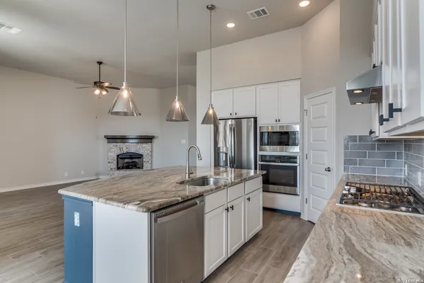 $460,000 | 3109 Skipton Park, Bulverde, TX 78163