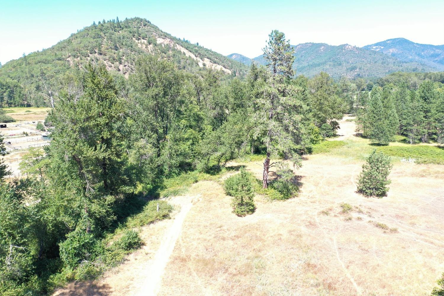 7032 New Hope Road Grants Pass, OR 97527 - Photo 11 of 35 Additional Photo