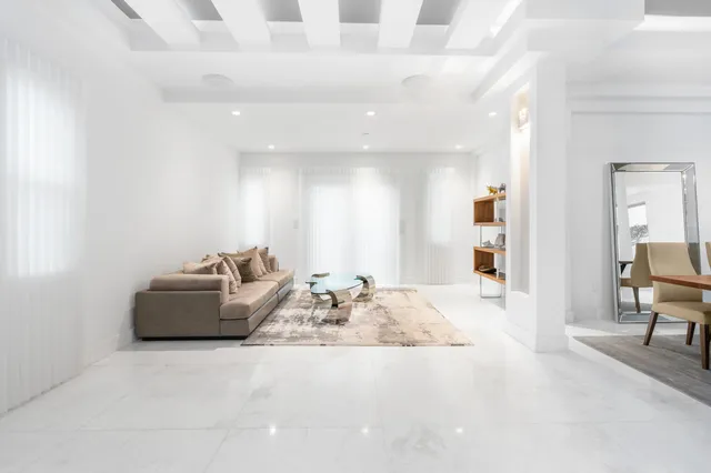 $4,750,000 | 3917 Southwest 42nd Avenue, Miami, FL 33133