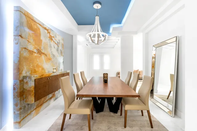 $4,750,000 | 3917 Southwest 42nd Avenue, Miami, FL 33133